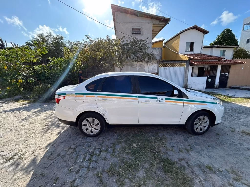 Quais são as taxas de inspeção do veículo necessárias para obter um alvará de táxi?