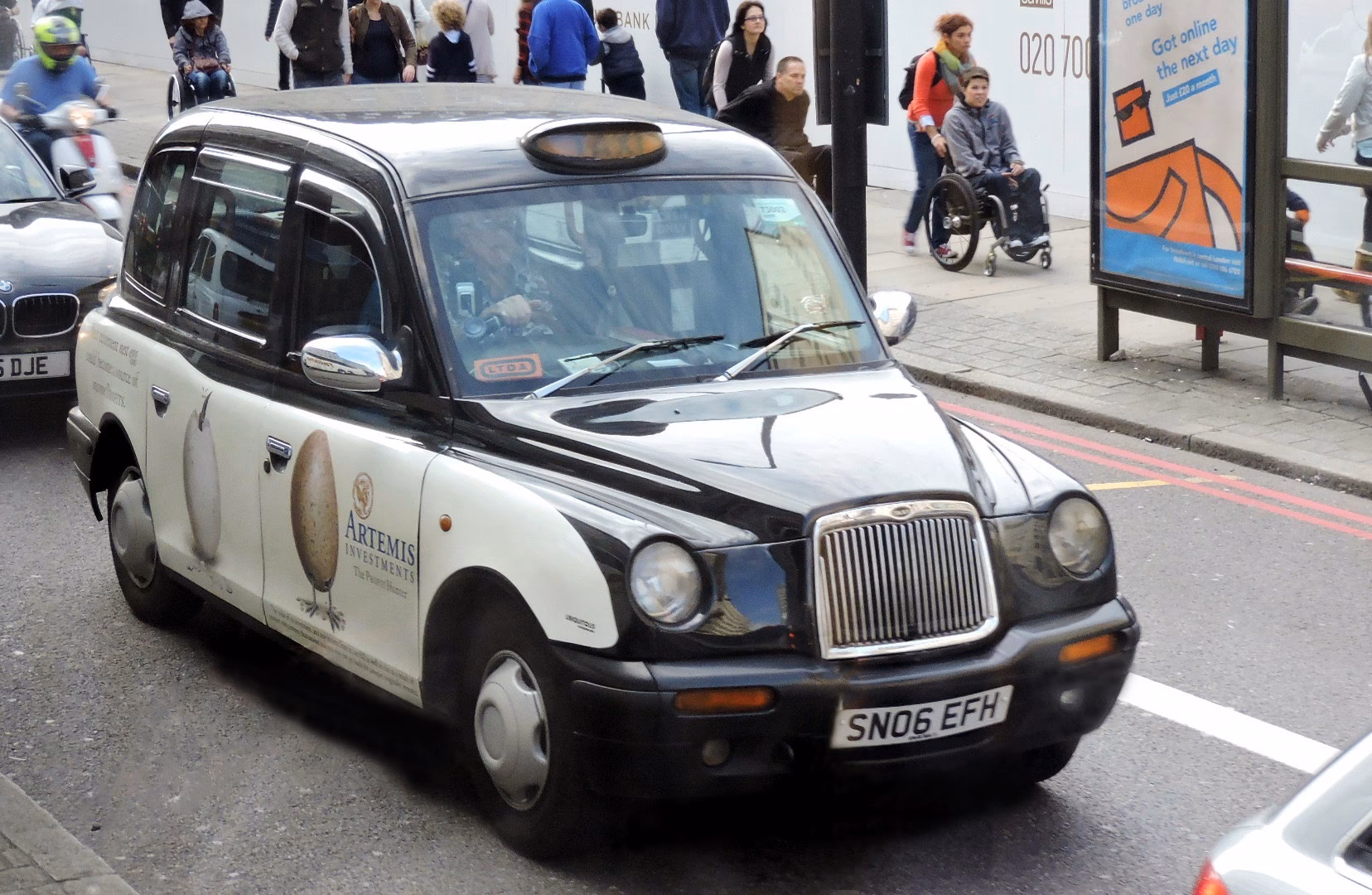 ¿Quién fabrica los taxis Black Cab?