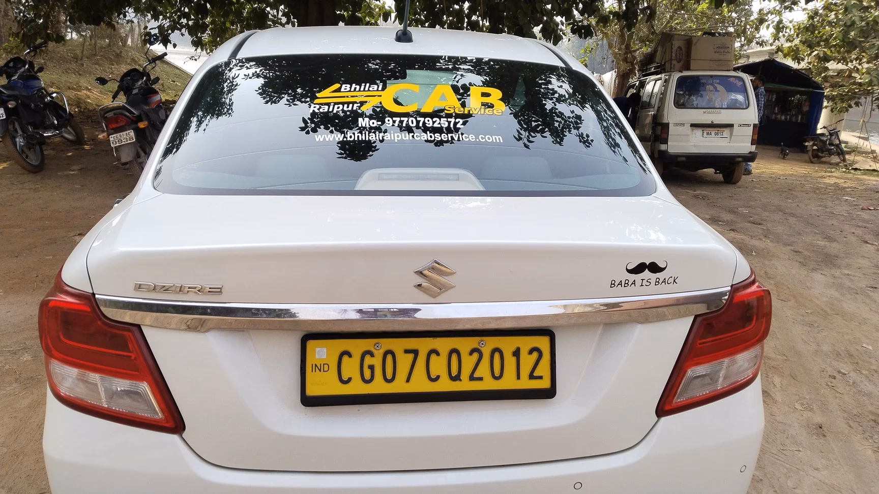 How do I stop a taxi in Raipur?