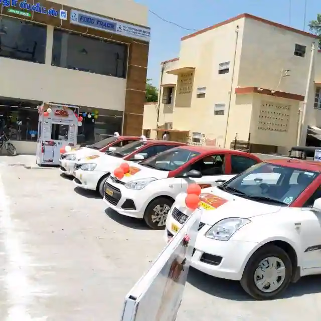 Do you prefer a red cab or a Salem cab?