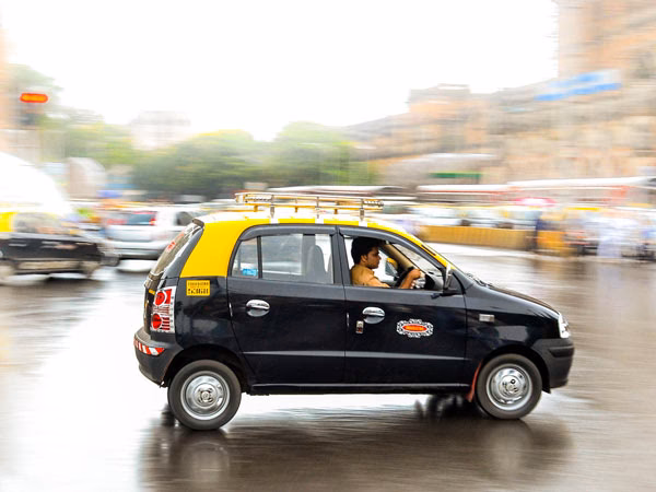 Who regulated Reliance Bank Limited?