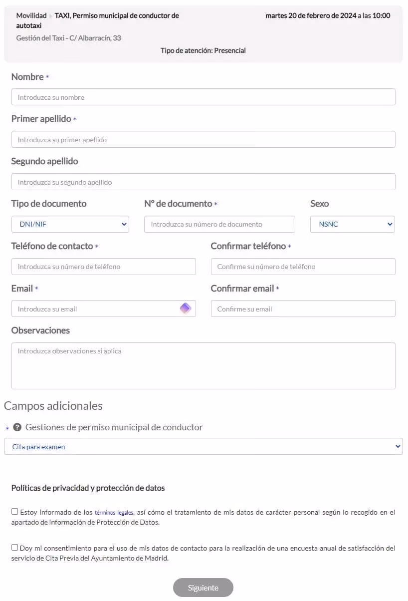 ¿Cuáles son los requisitos para conducir un auto taxi?