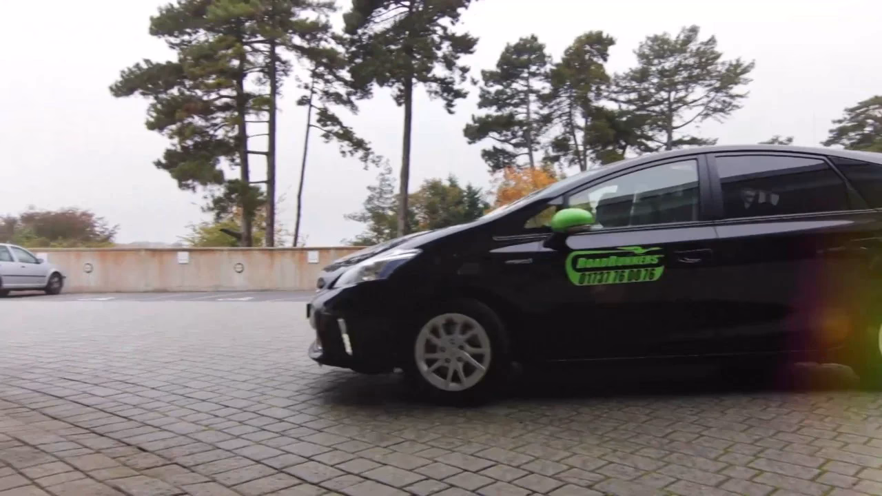 Who are Roadrunners Gatwick?