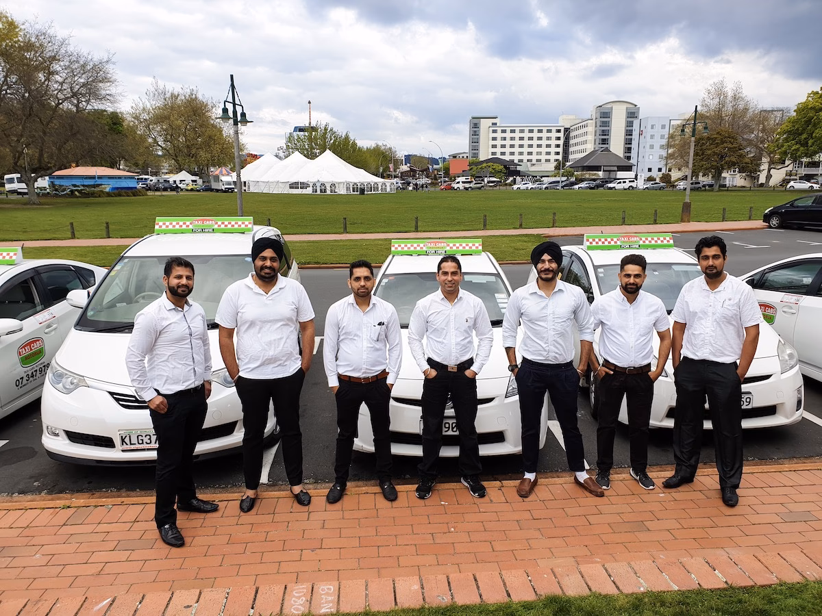 How to get from Rotorua Airport?