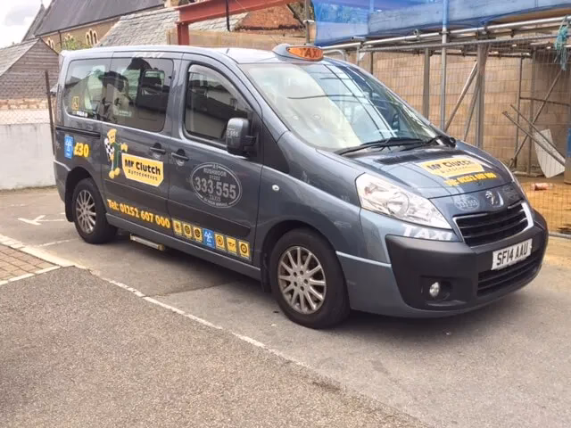 How do taxi prices work in Rushmoor?