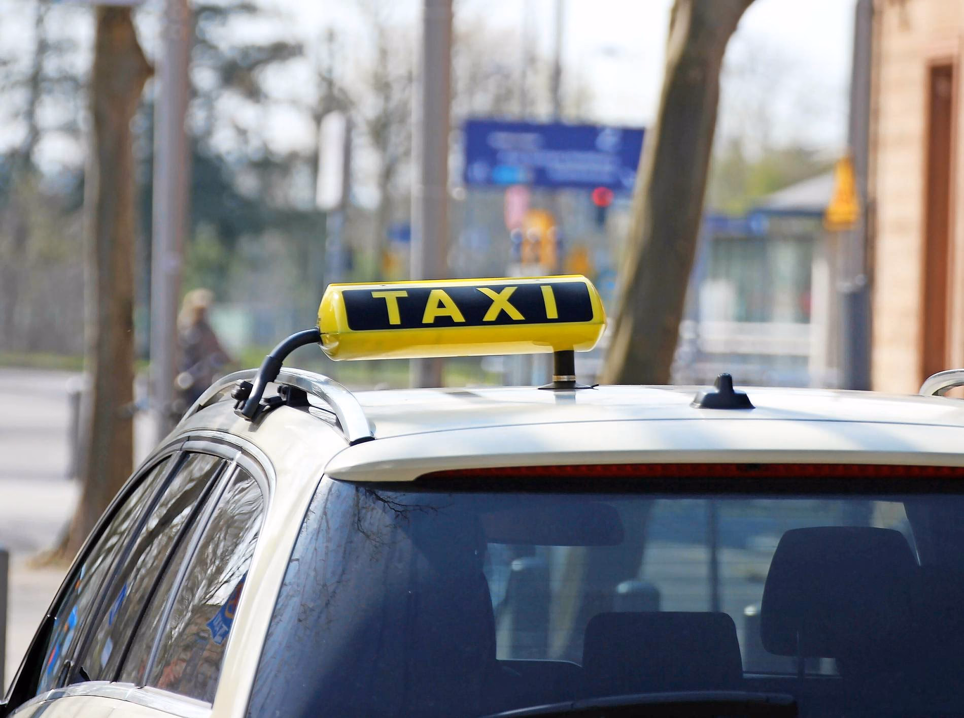 Welche Taxiunternehmen gibt es in Saarlouis?