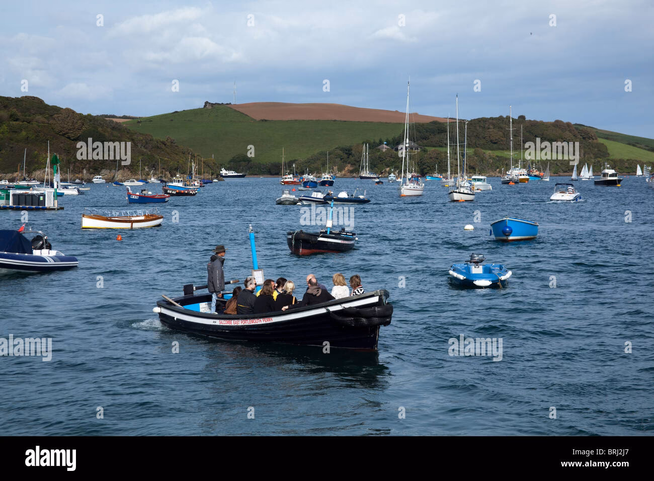 Can I use a shower at Salcombe Yacht Club?