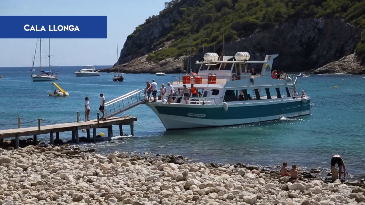 Where do you catch a water taxi in Santa eulaliua?