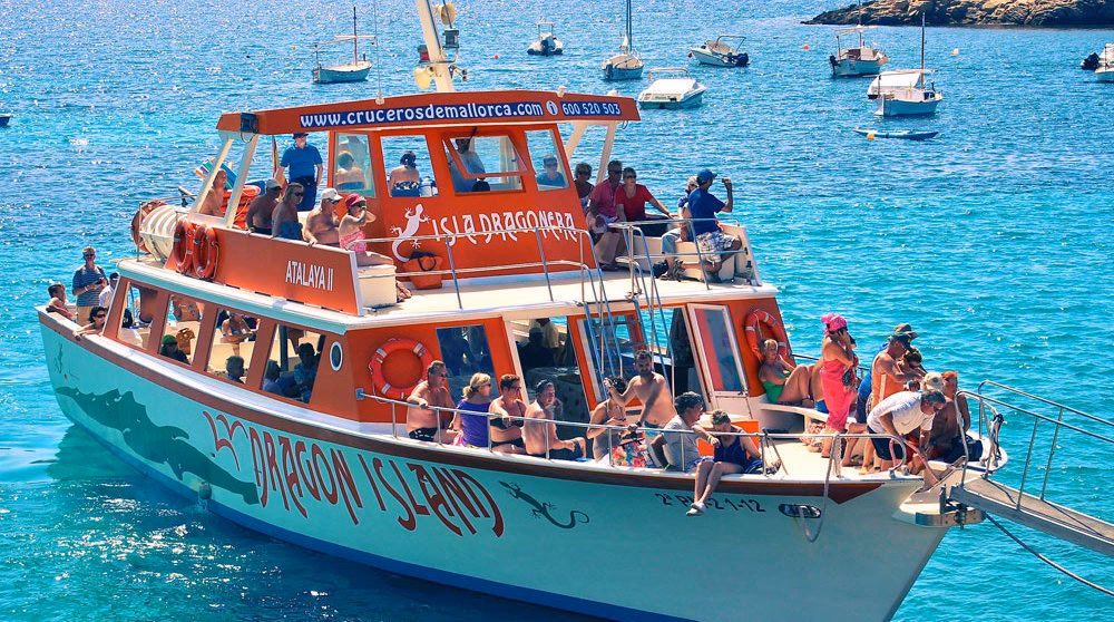 How to get from Zona poliesportiva 2 to Santa Ponça centre 2?