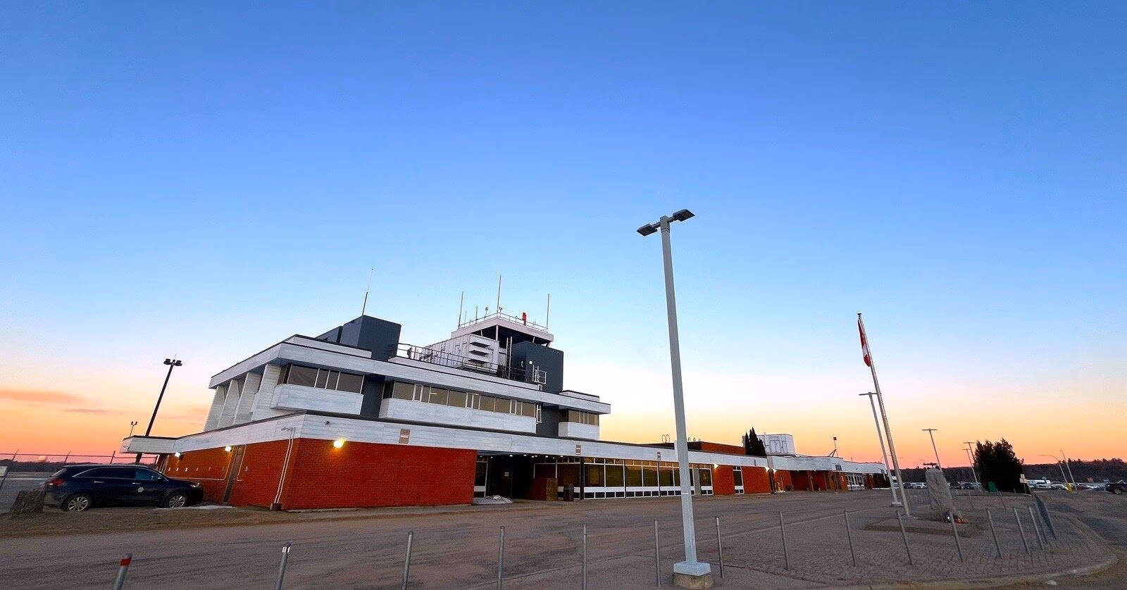 What are the best airport shuttles in Sault St Marie?