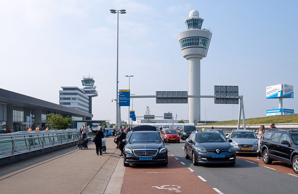 Is Amsterdam Schiphol Airport a busiest airport in Europe?