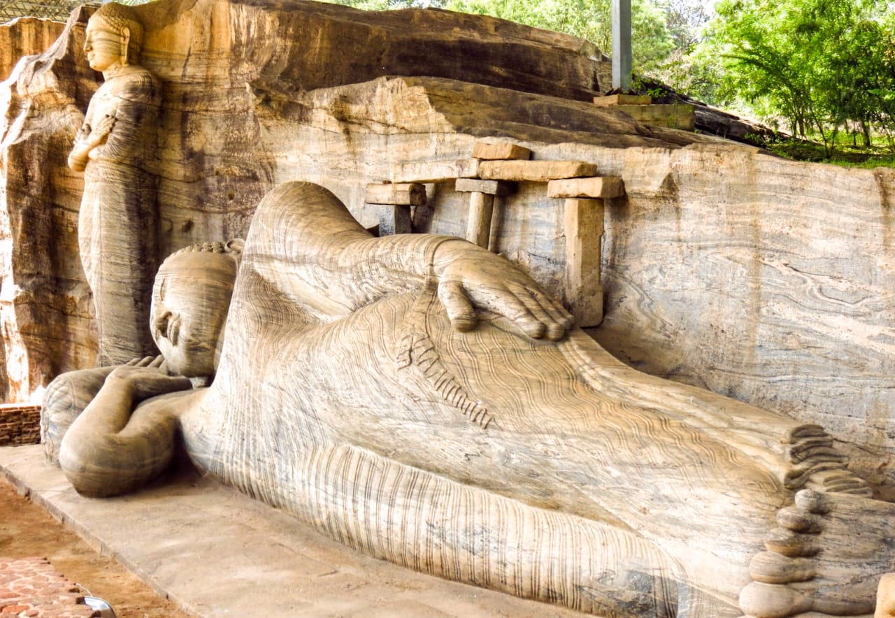 Where is Polonnaruwa located?
