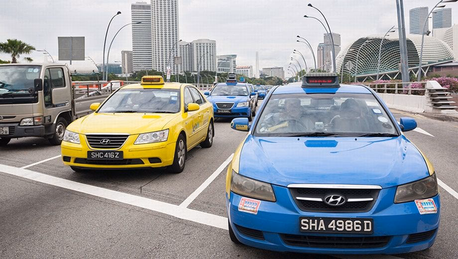How to get a cab in Singapore?