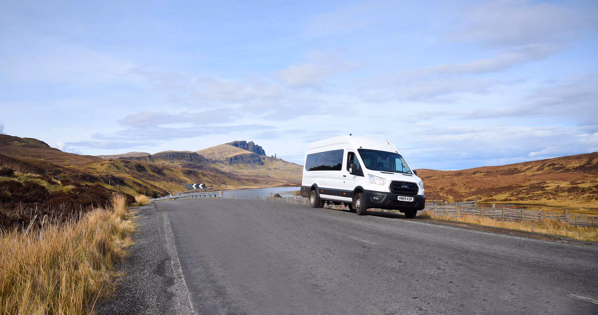 Where can I hire a taxi on the Isle of Skye?