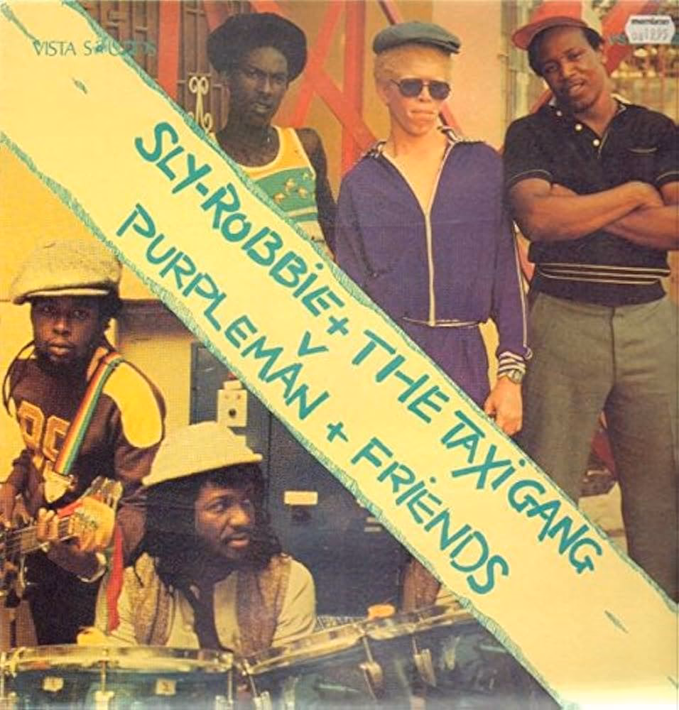 Who are the members of the Taxi Gang?