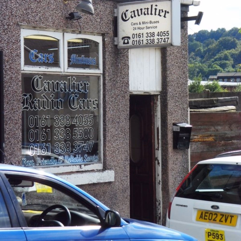 Who are Snaith signs?