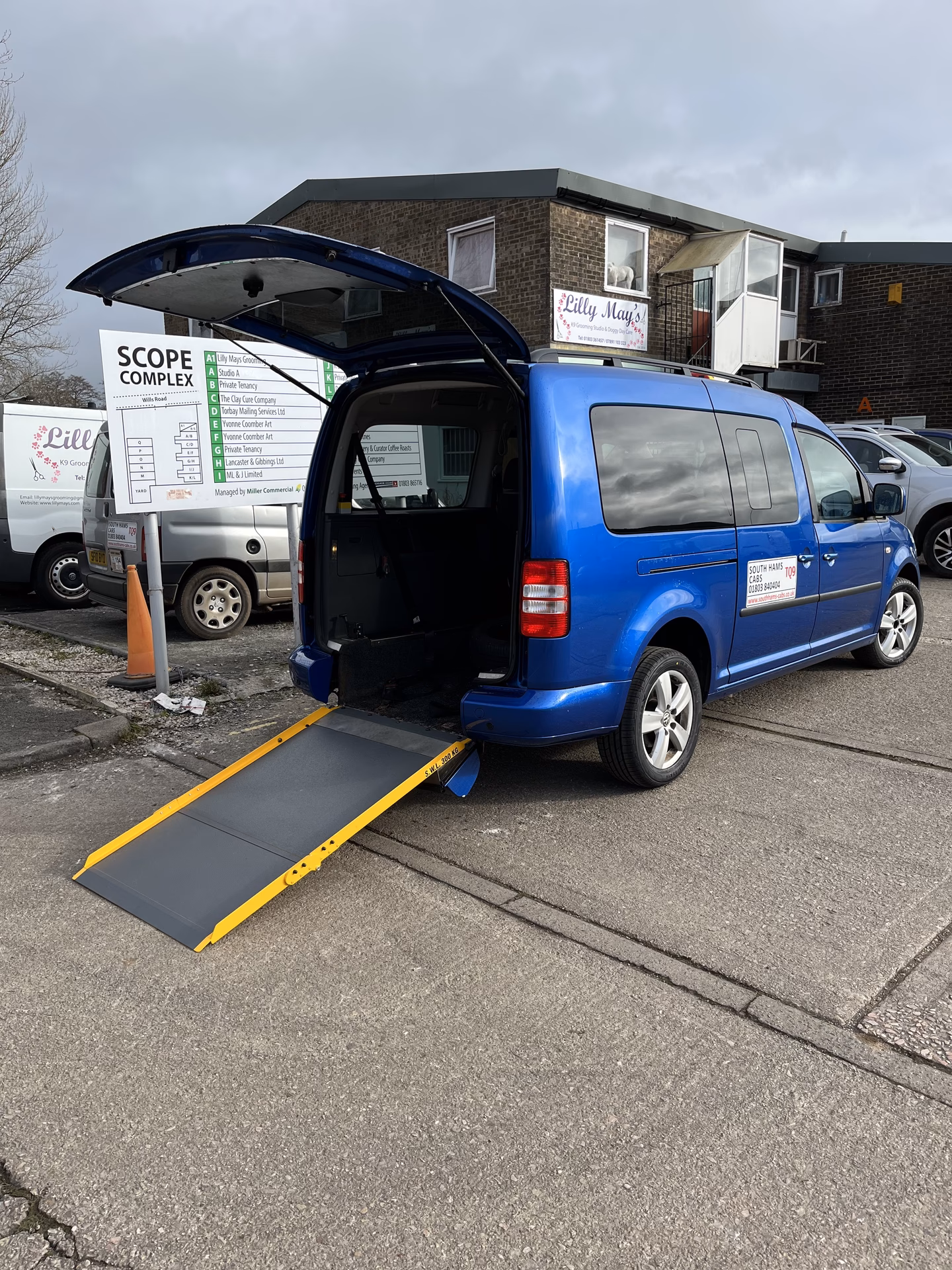 What airport transfers are available in the South Hams?