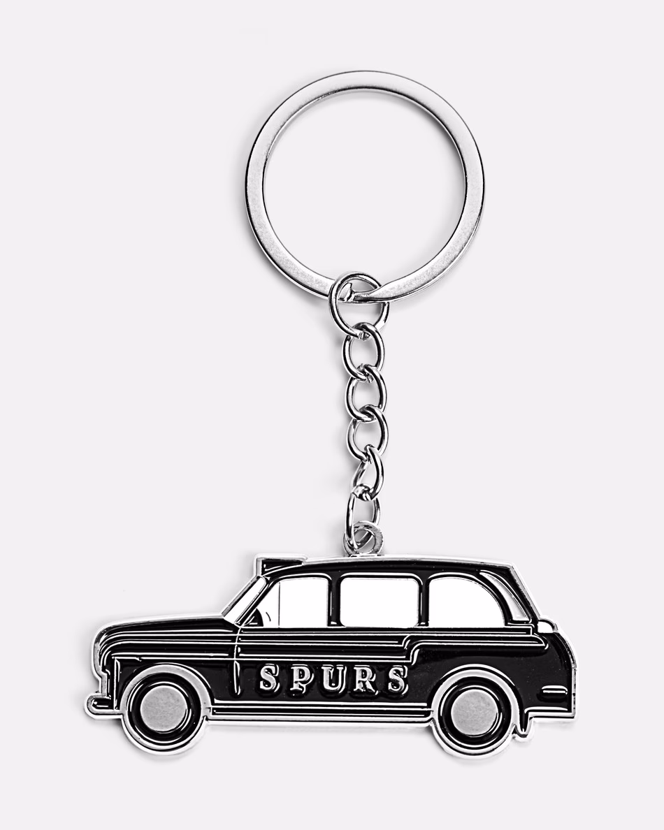 Does Tottenham Hotspur offer a free shuttle bus service?