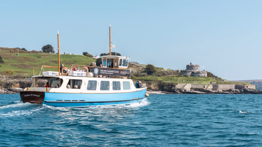 Where is St Mawes harbour?