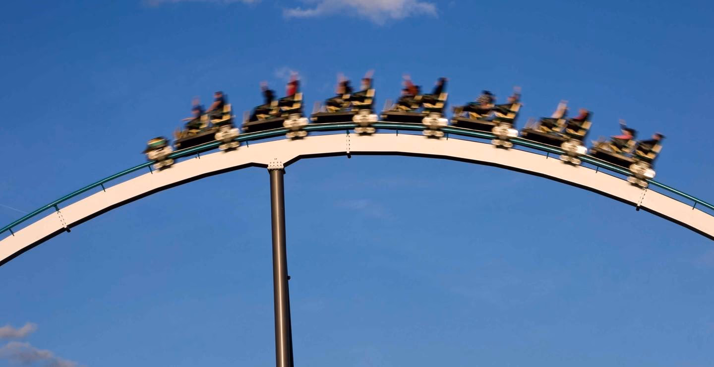 How do I get to Thorpe Park by train?