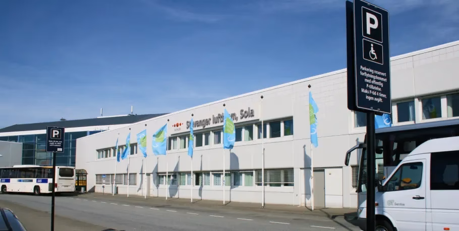 How much does a Stavanger Airport taxi cost?