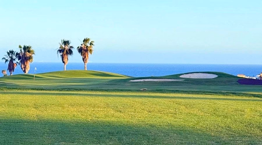 Where to stay for Golf del Sur holidays?