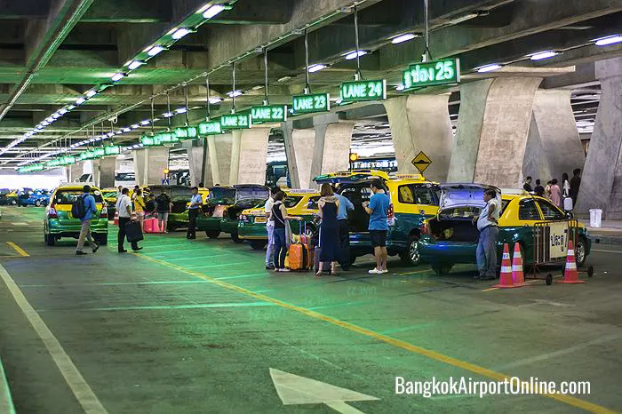How do I get a taxi in Bangkok?