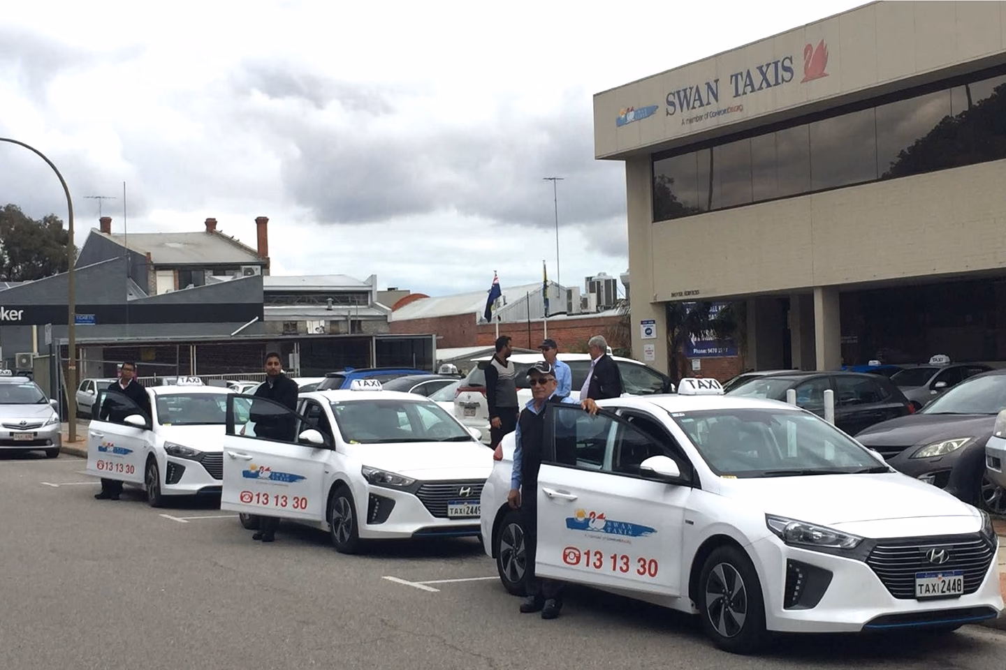 Why should you book a swan taxi in Perth?