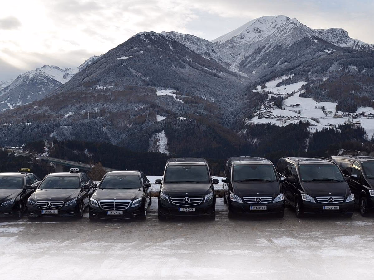 What is the best taxi service in Innsbruck?