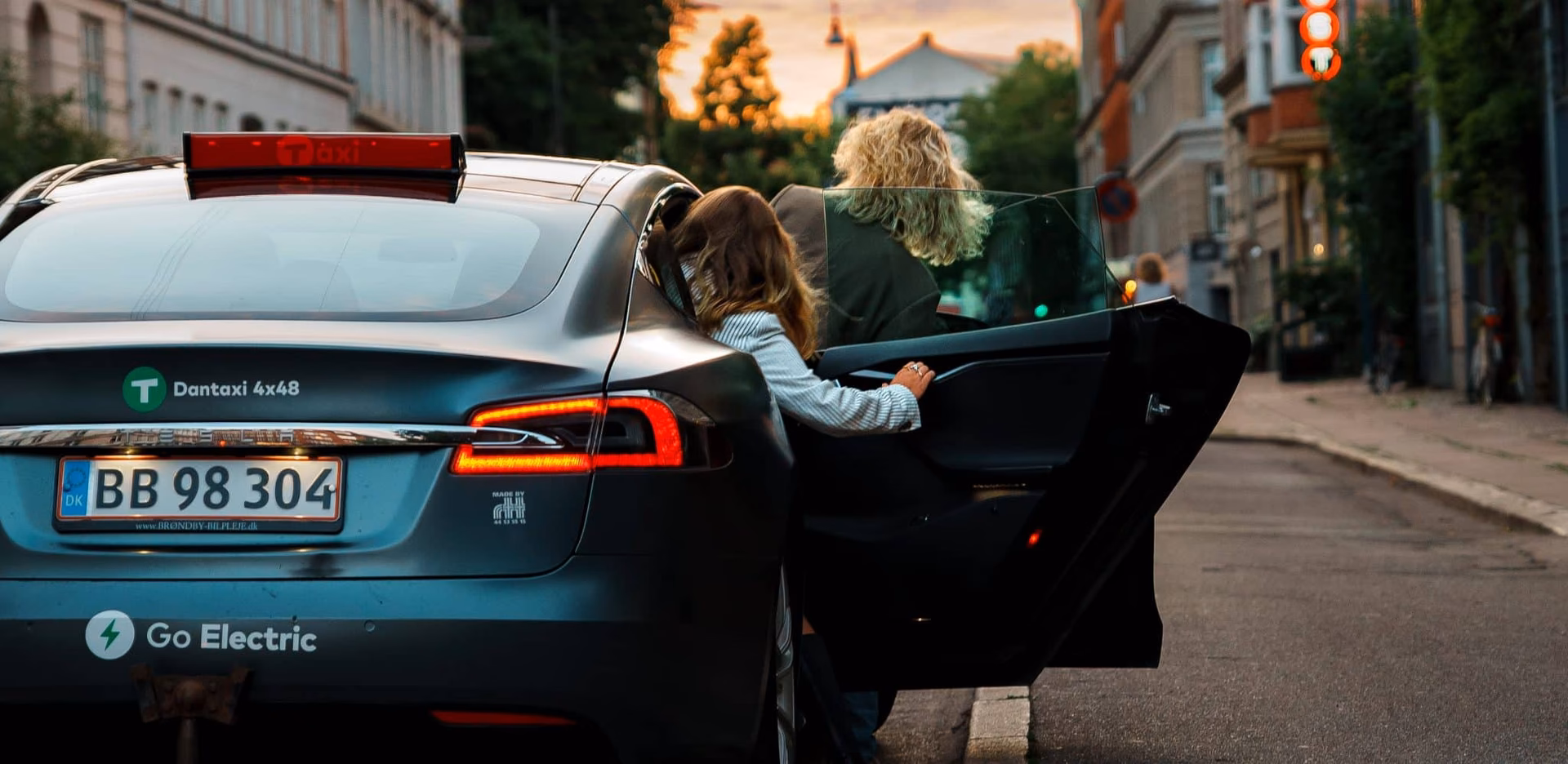 Is dantaxi a good taxi service in Denmark?