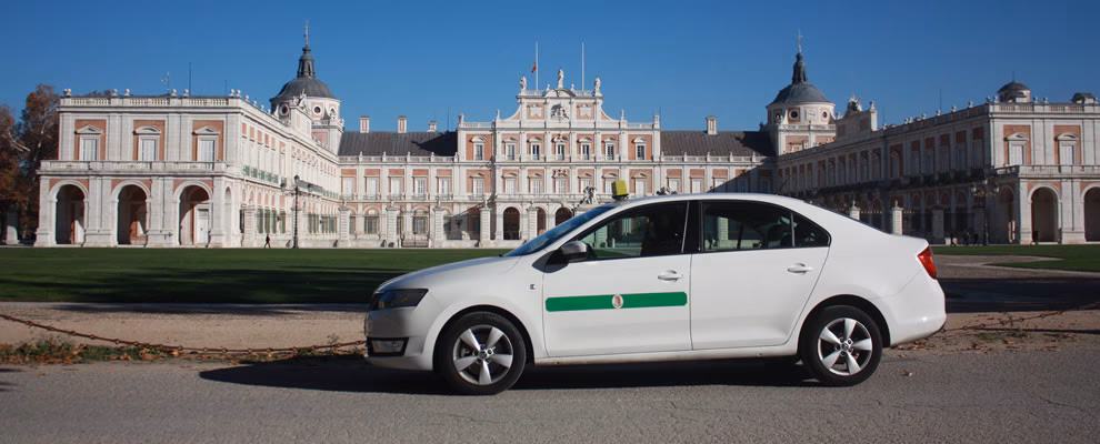 ¿Cómo llegar en transporte público a Aranjuez?
