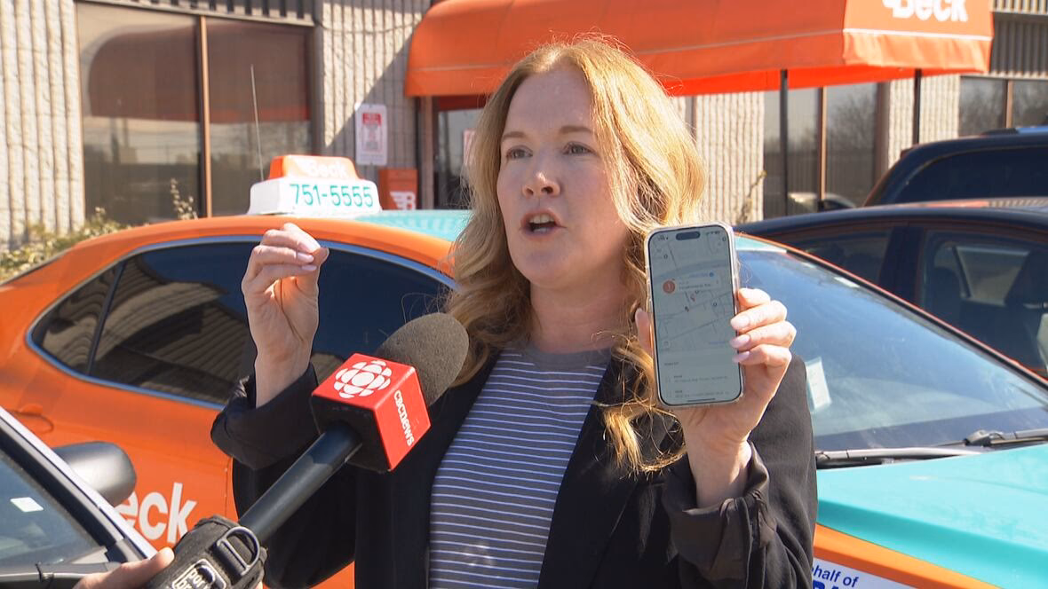 How do I request a taxi in FSX Steam Edition?