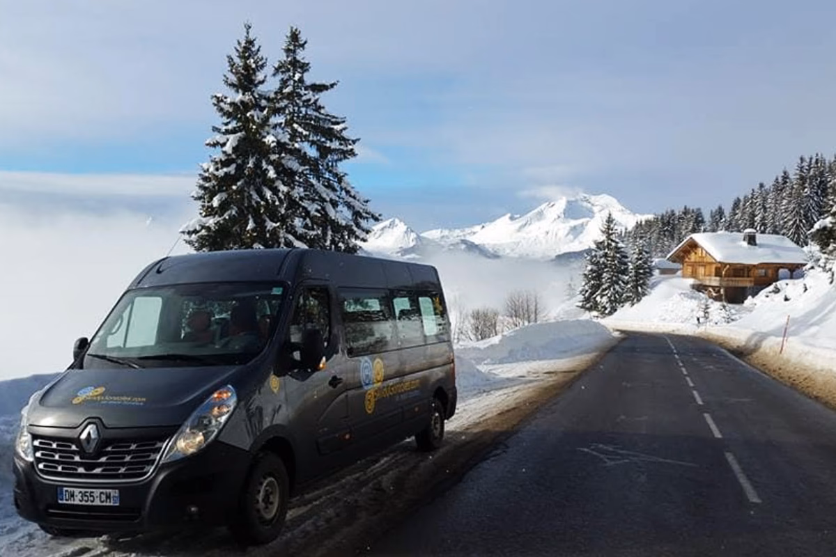 How to get from Geneva Cointrin Airport (GVA) to Avoriaz?