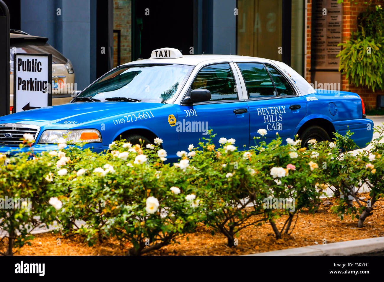 ¿Por qué los taxis de Medina son azules?