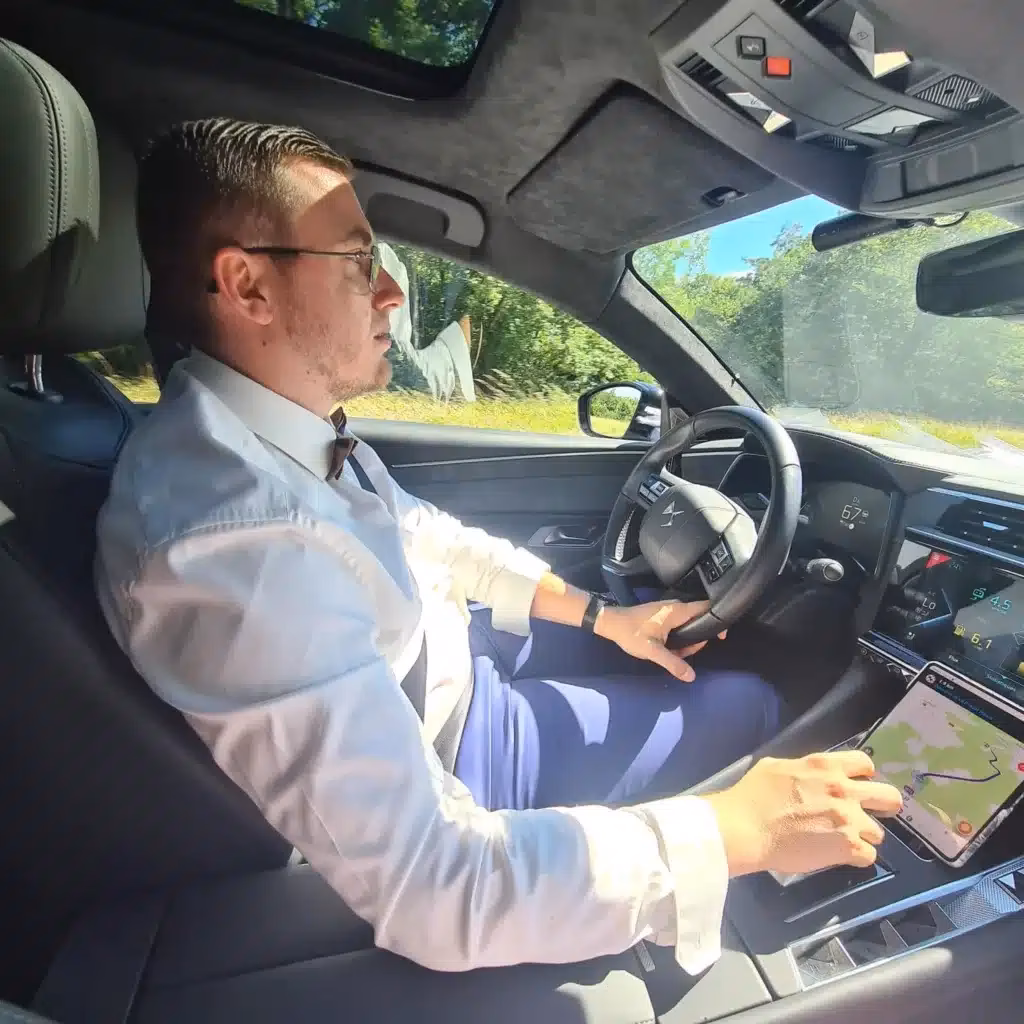 Quels sont les services d’un chauffeur professionnel de taxi Bourgoin-Jallieu ?