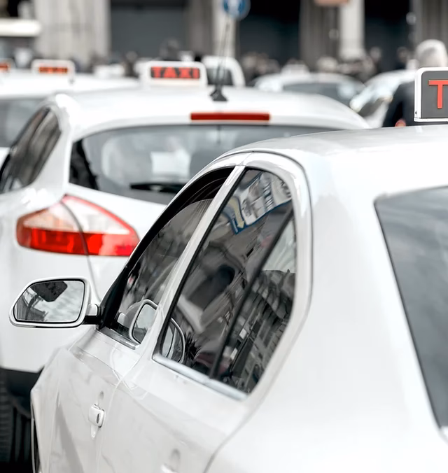 Who are Uxbridge taxis?