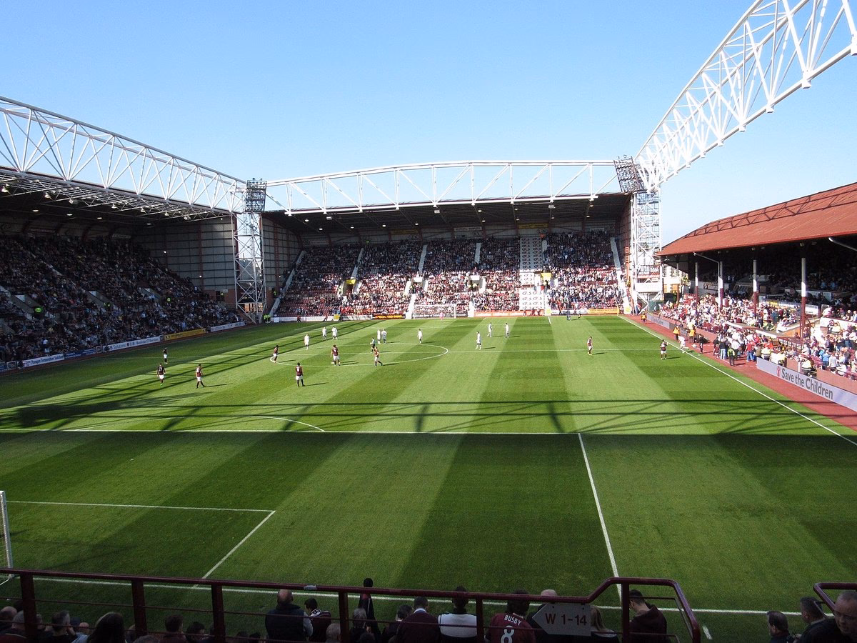 What is the nearest bus stop to Tynecastle Stadium in Edinburgh?