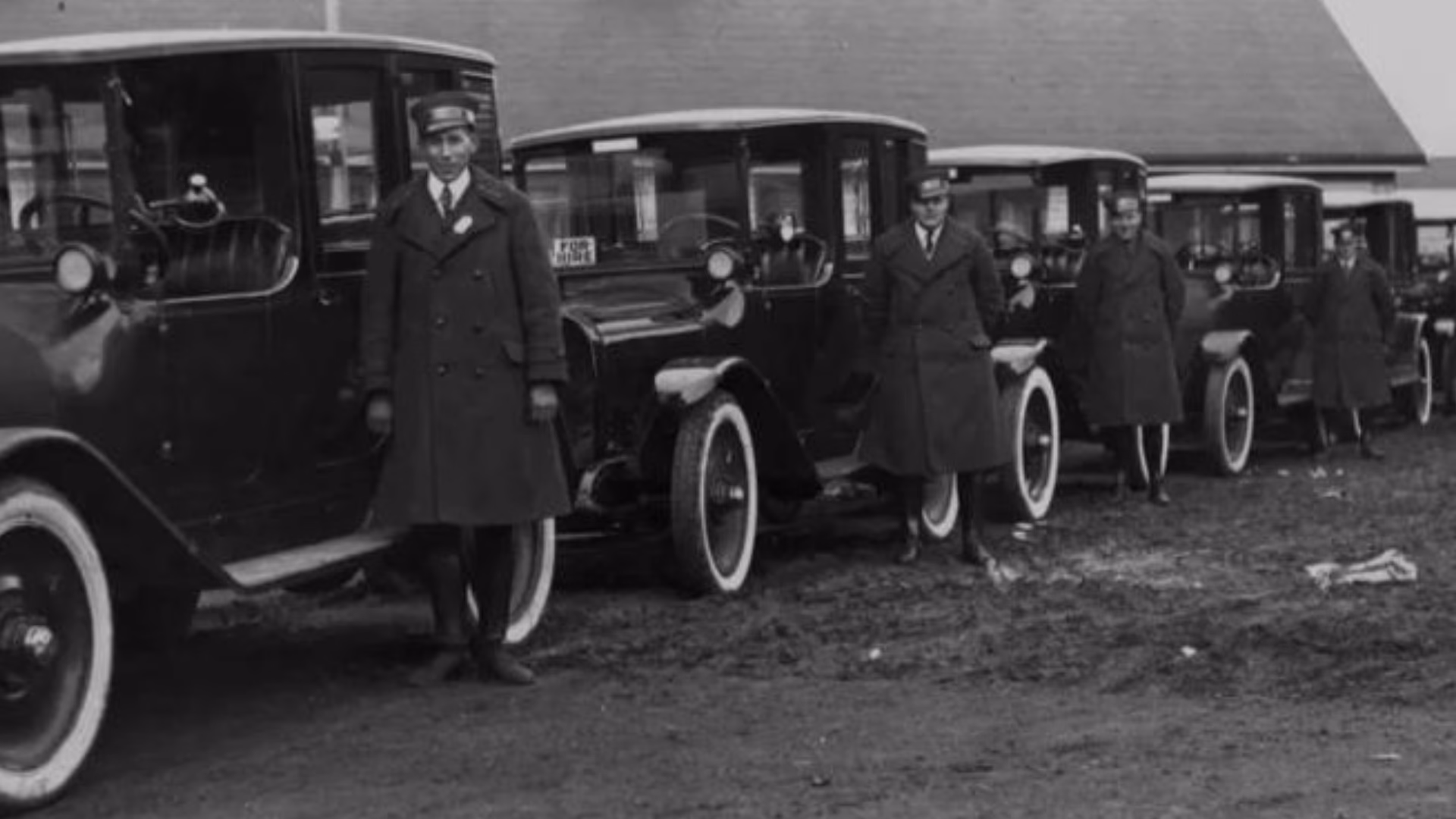 Where is Max cabs Blackburn?