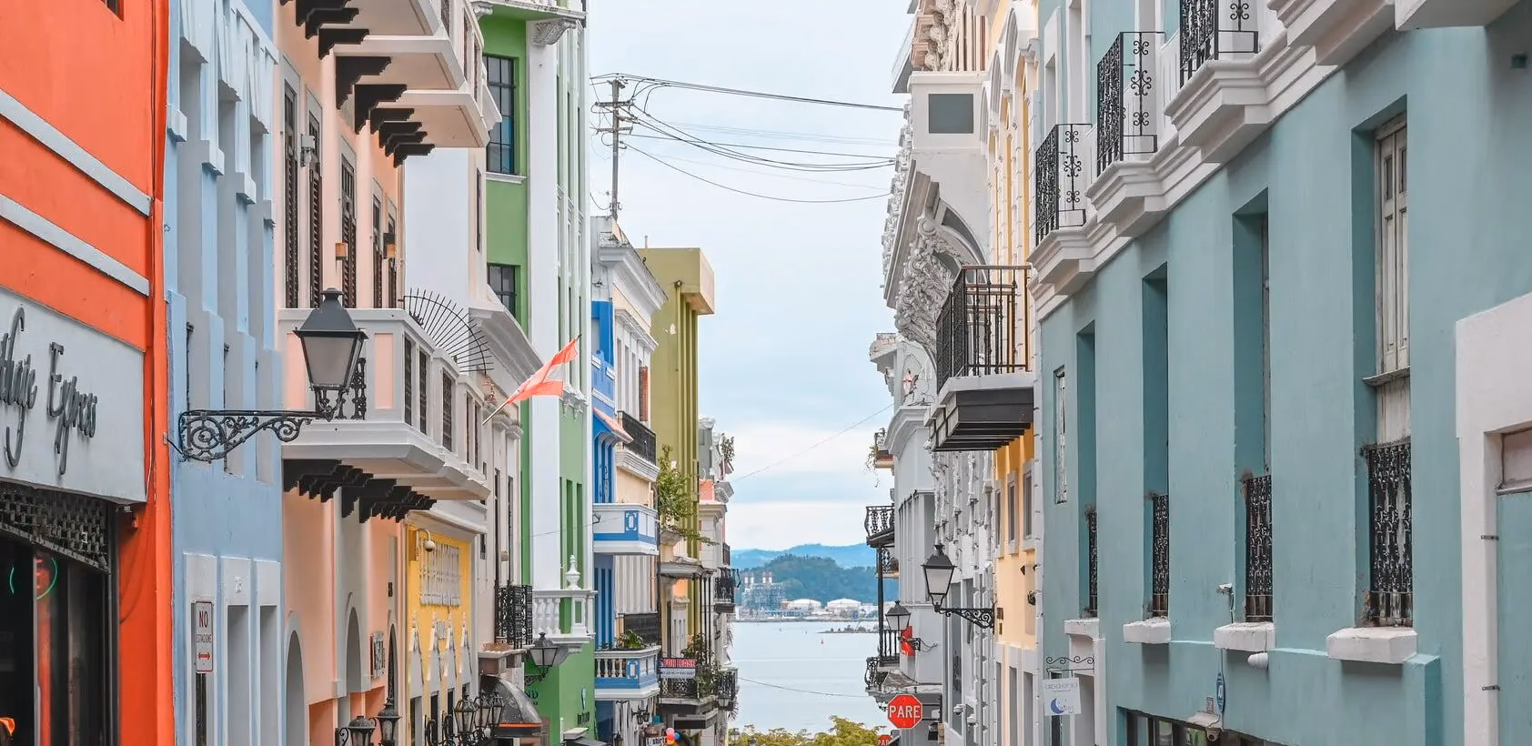 How far is Old San Juan from San Juan Airport?