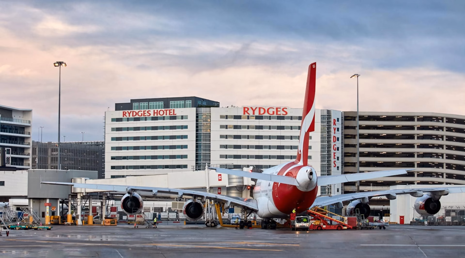 How much does it cost to stay in Rydges Sydney central?