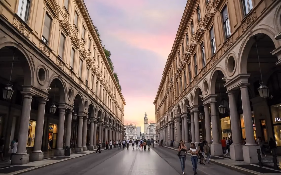 How to get from Turin Airport to Turin city centre?