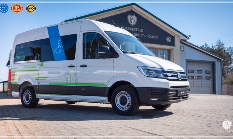 How does a taxi fare calculator work in Telford & Wrekin?