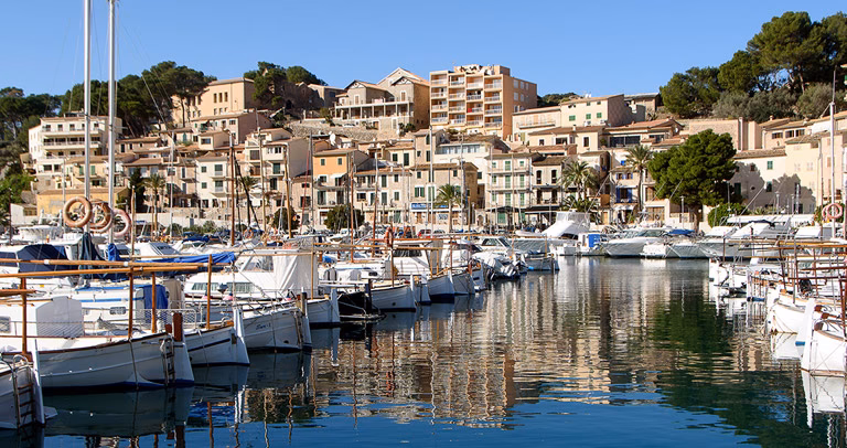 How to get from Palma Mallorca Airport (PMI) to Port de Sóller?