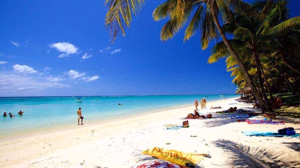 How much does a taxi cost in Mauritius?