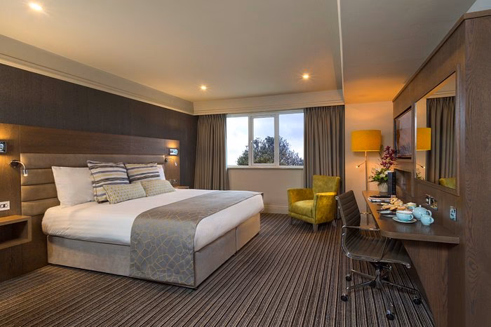 What are the taxi tariffs in Ireland?