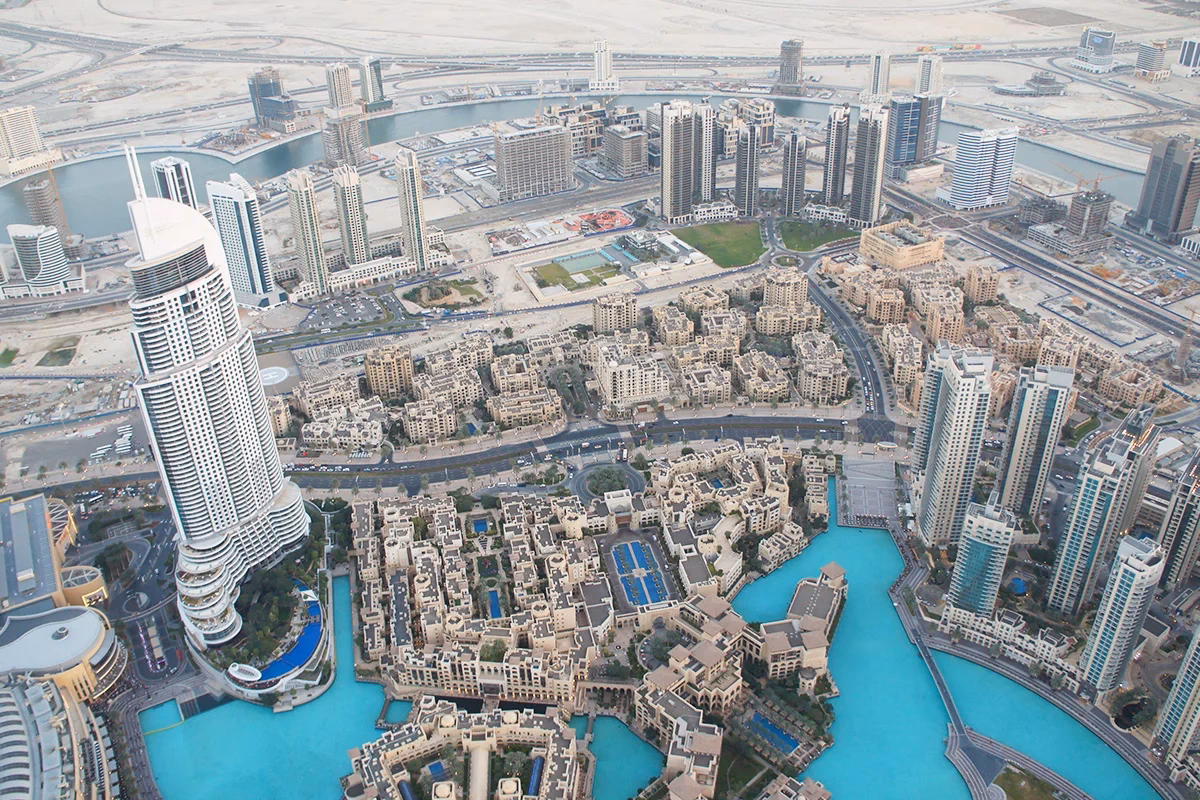 How far is Burj Khalifa from courtyard by Marriott?