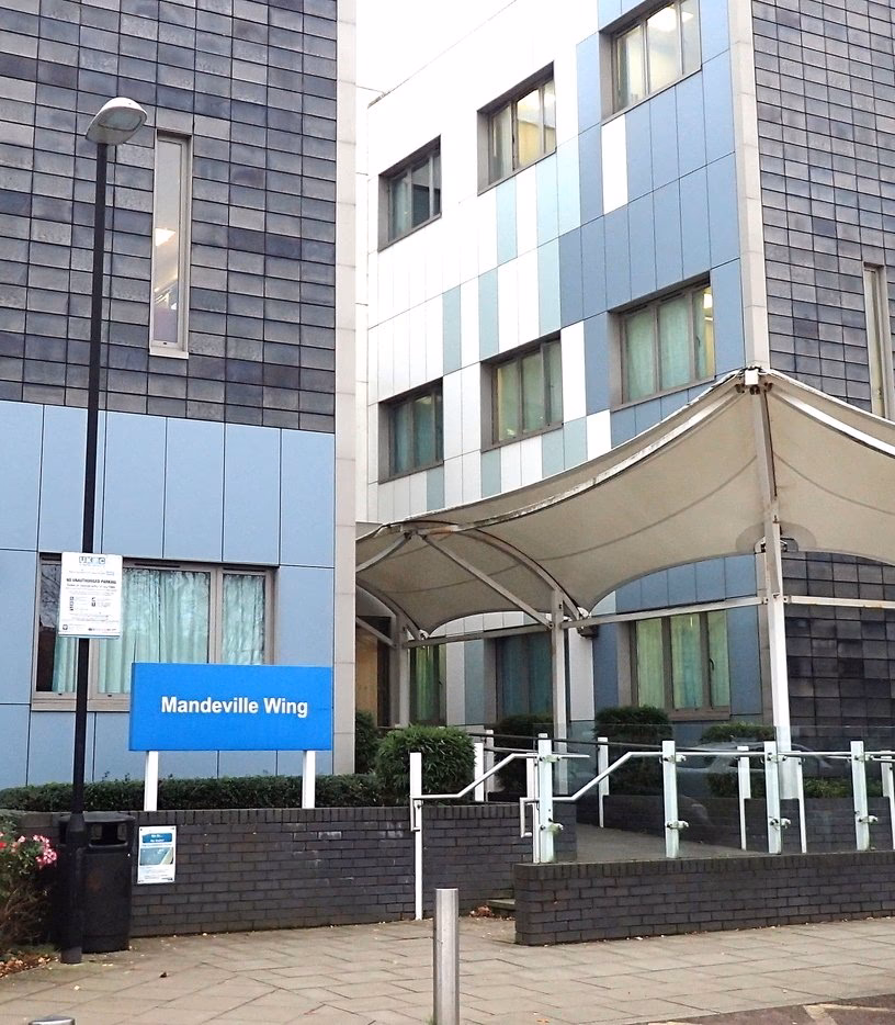 How to get from Stoke Mandeville Hospital to MKFM?