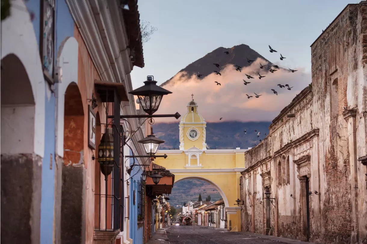 How much is a taxi from Guatemala City Airport to Antigua?