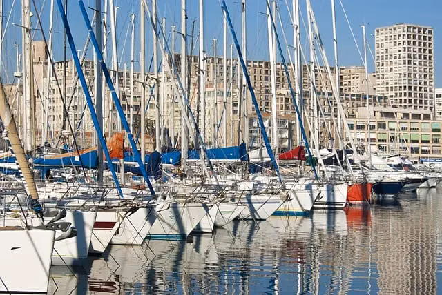 How to get from Marseille Airport to cruise port?