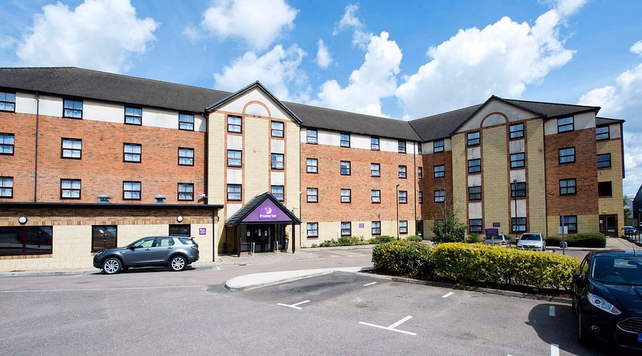 Is the Premier Inn reading Gateway a good hotel?
